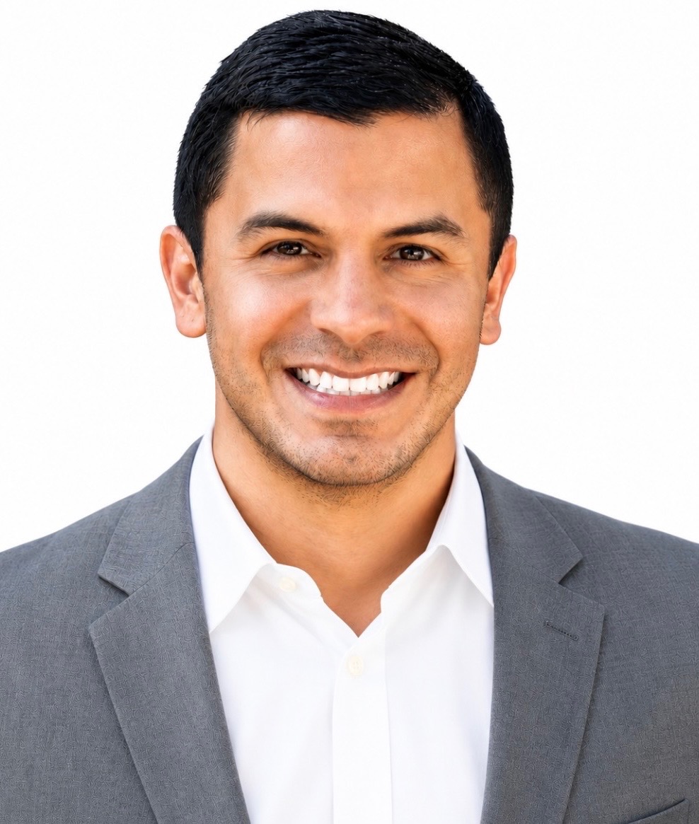 Daniel Banuelos portrait